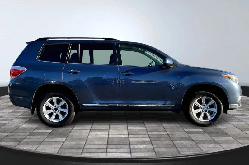 2012 Toyota Highlander - Image 8 of 12