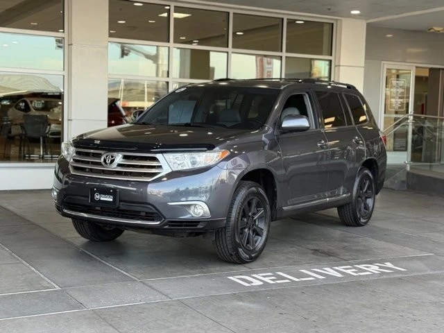2012 Toyota Highlander - Image 2 of 12