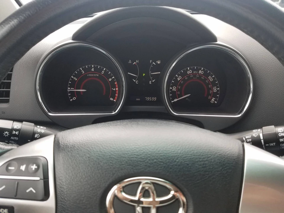 2012 Toyota Highlander - Image 11 of 11