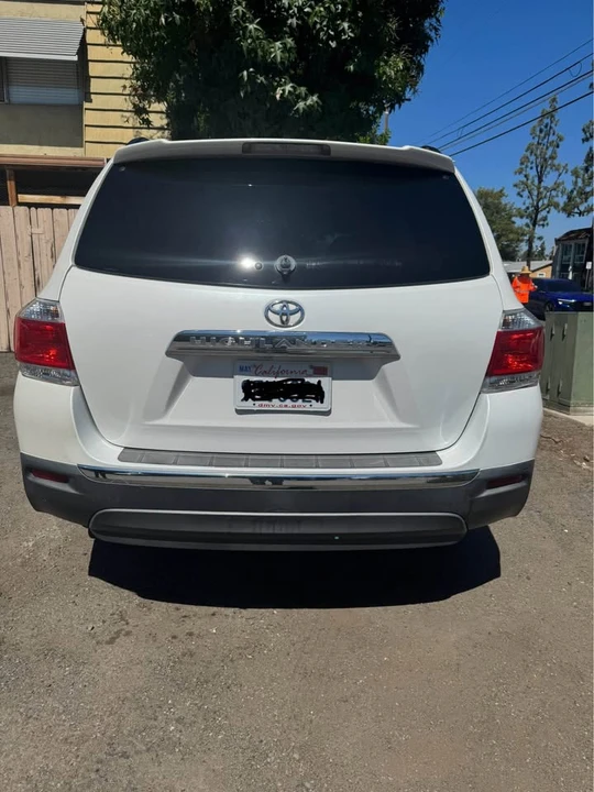 2012 Toyota Highlander - Image 8 of 11