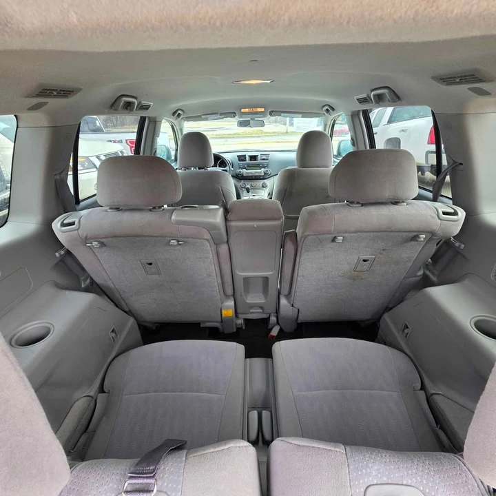 2012 Toyota Highlander - Image 7 of 11