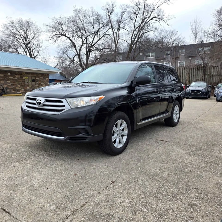 2012 Toyota Highlander - Image 3 of 11