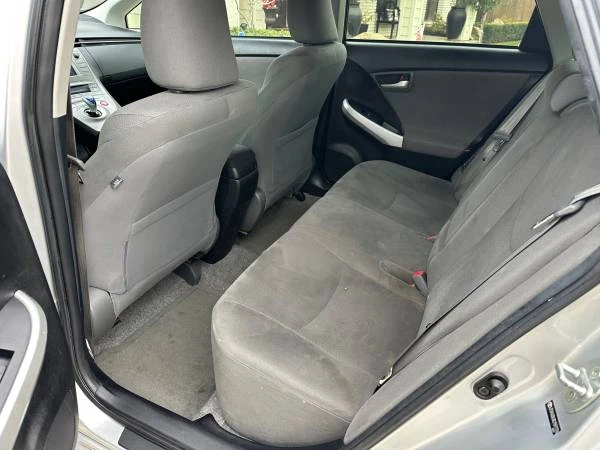 2012 Toyota Prius 3rd Gen - Image 9 of 10