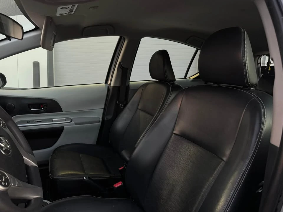 2012 Toyota Prius 3rd Gen - Image 8 of 9