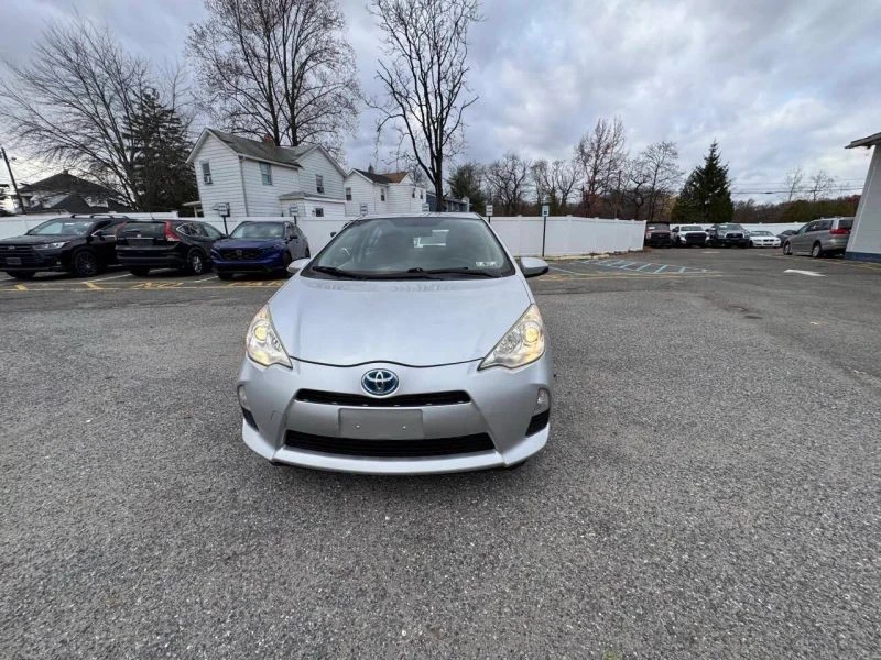 2012 Toyota Prius 3rd Gen - Image 3 of 12