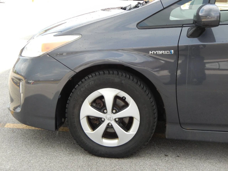 2012 Toyota Prius 3rd Gen - Image 14 of 21