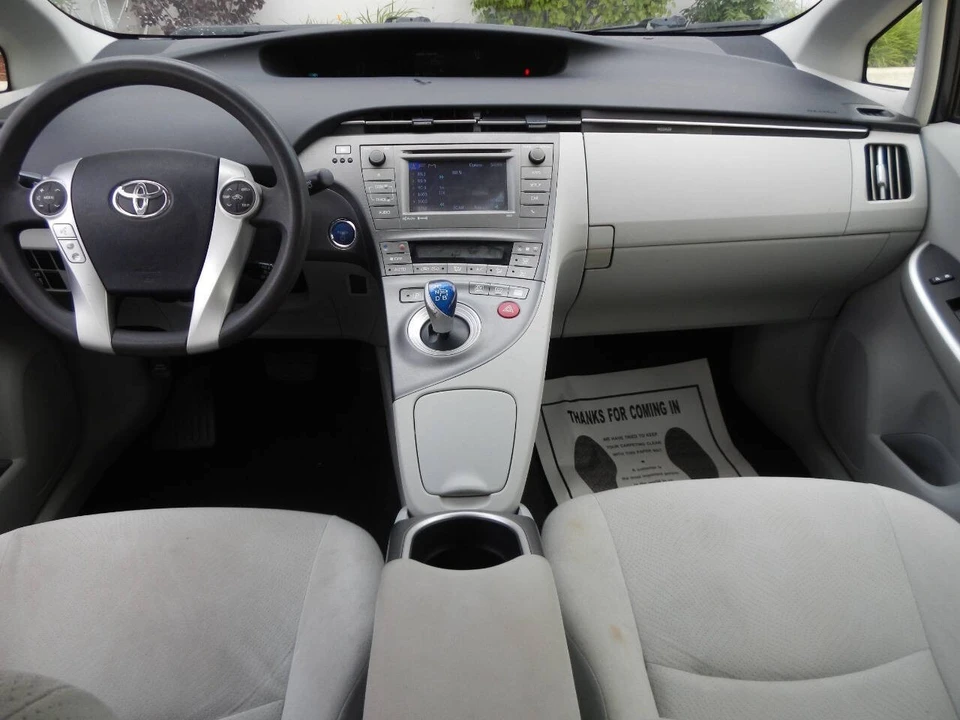 2012 Toyota Prius 3rd Gen - Image 2 of 21