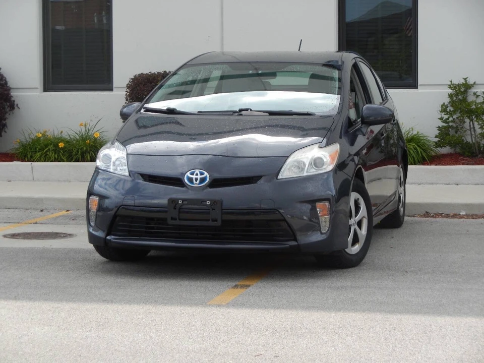 2012 Toyota Prius 3rd Gen - Image 5 of 21