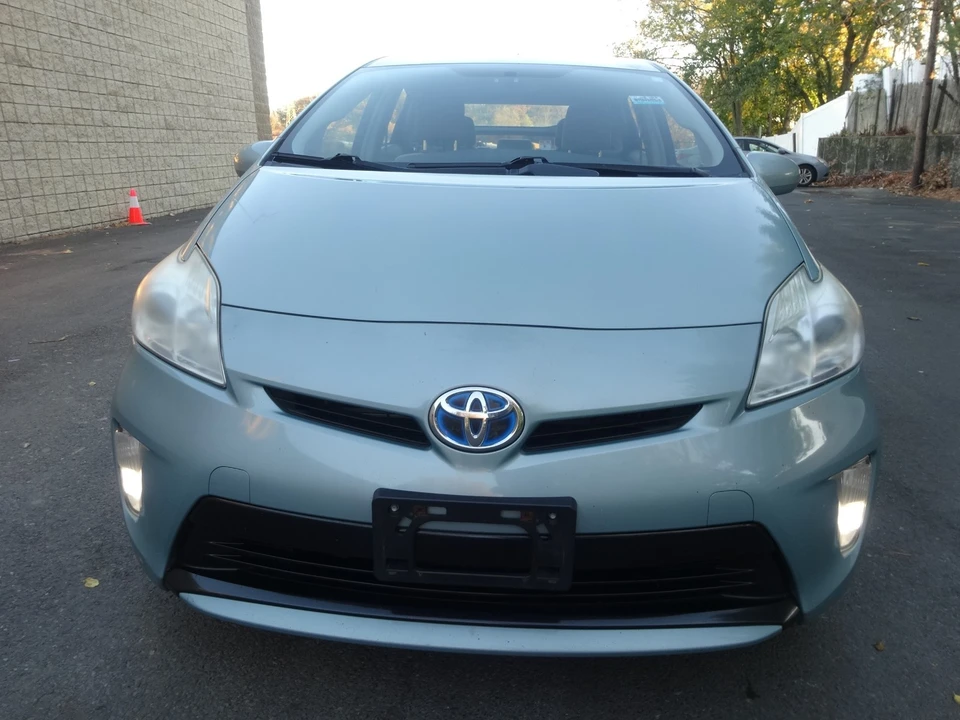 2012 Toyota Prius 3rd Gen - Image 3 of 20