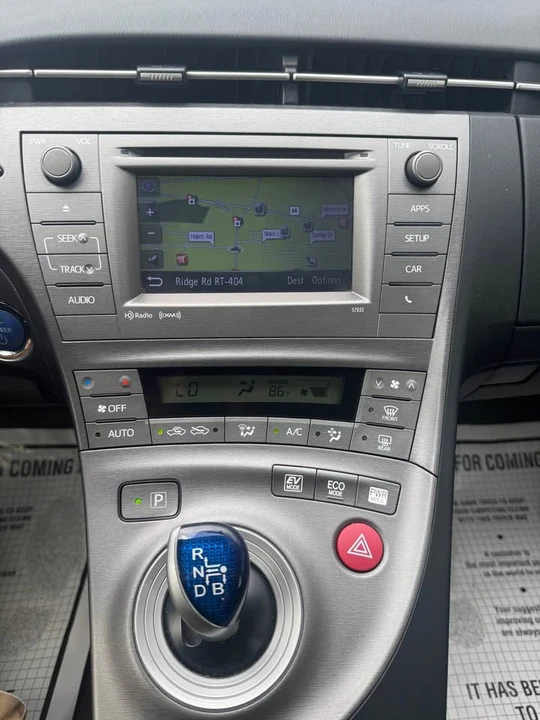 2012 Toyota Prius 3rd Gen - Image 15 of 20