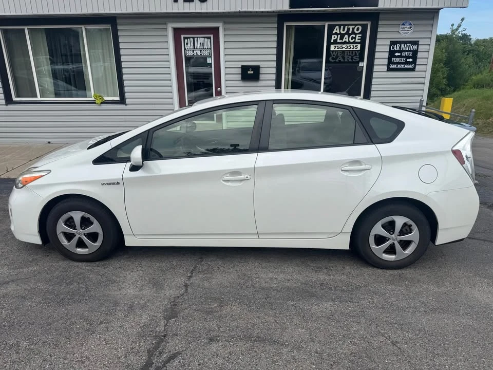 2012 Toyota Prius 3rd Gen - Image 3 of 20