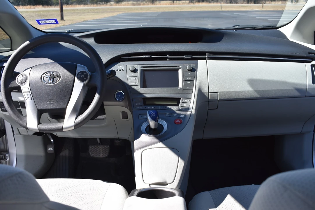 2012 Toyota Prius 3rd Gen - Image 10 of 20