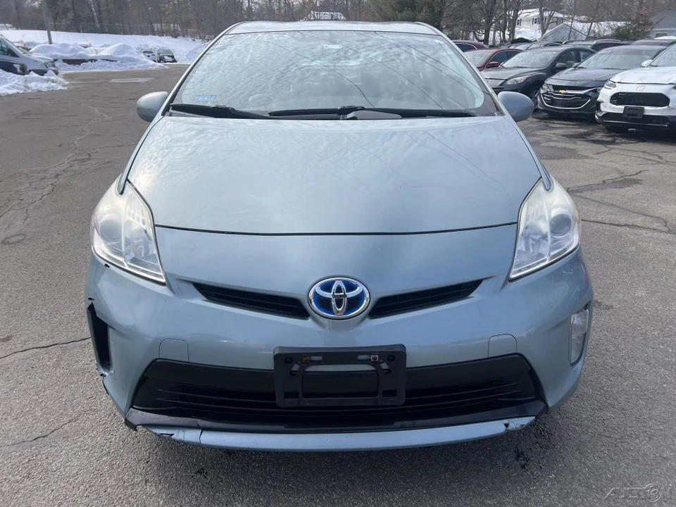 2012 Toyota Prius 3rd Gen - Image 3 of 12