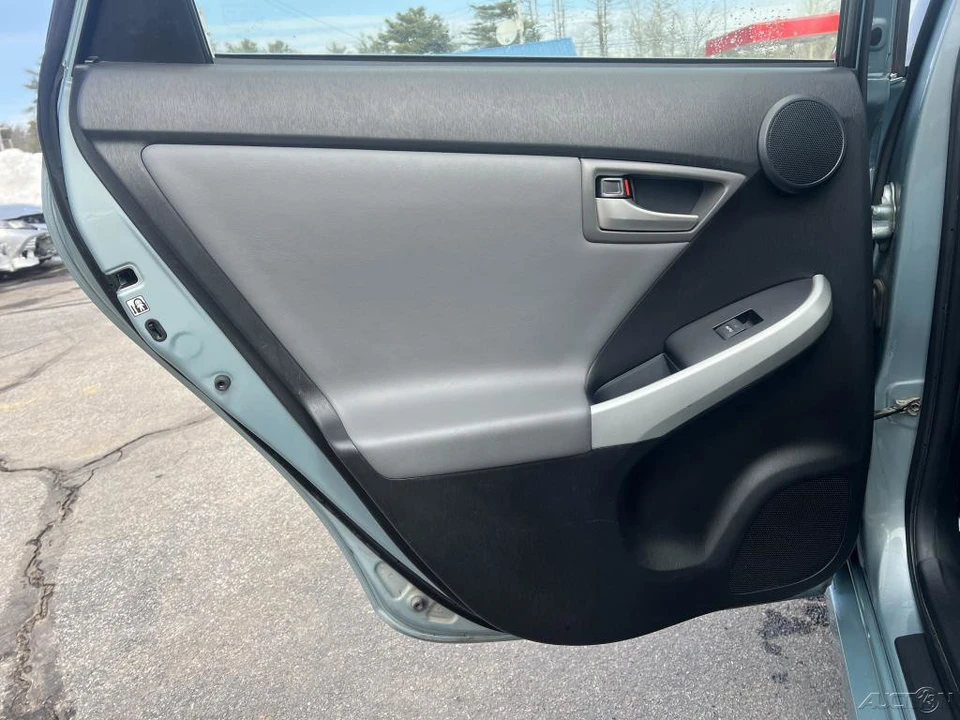2012 Toyota Prius 3rd Gen - Image 12 of 12