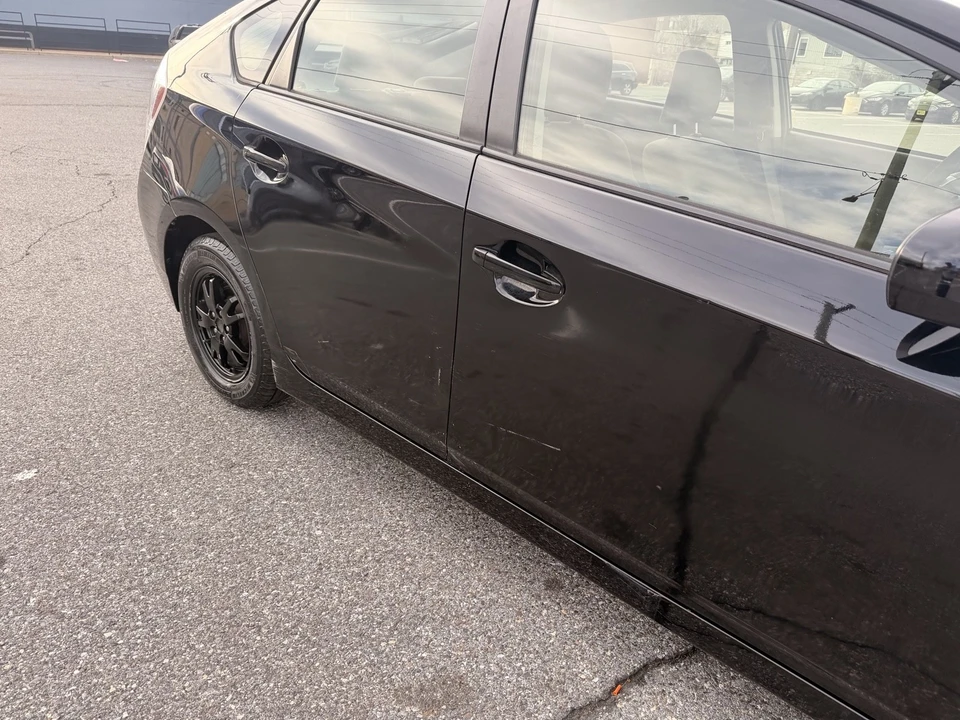 2012 Toyota Prius 3rd Gen - Image 4 of 19