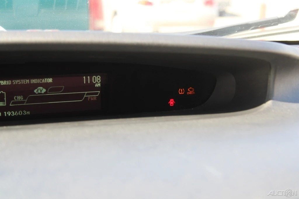 2012 Toyota Prius 3rd Gen - Image 14 of 21