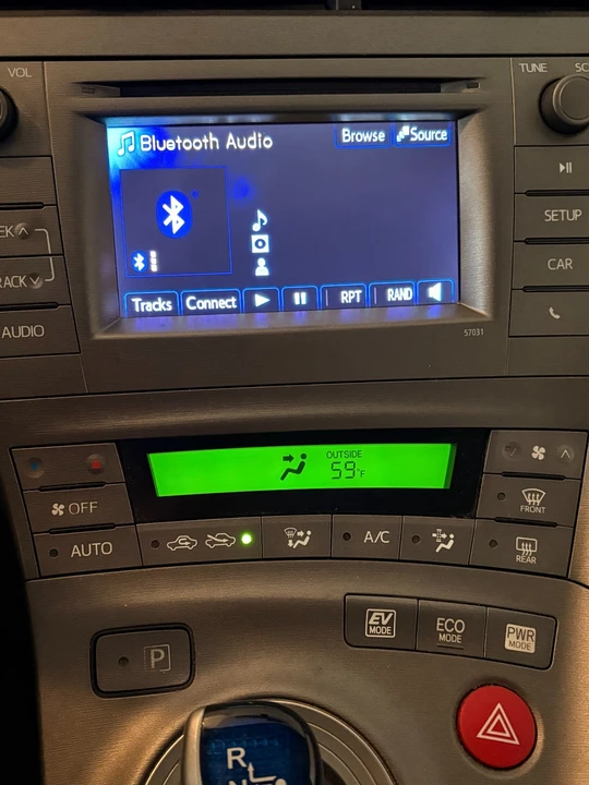 2012 Toyota Prius 3rd Gen - Image 4 of 20