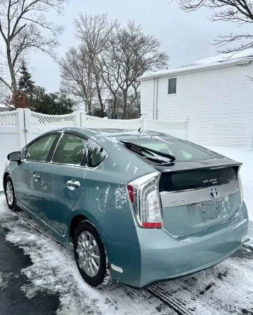 2012 Toyota Prius 3rd Gen - Image 2 of 21