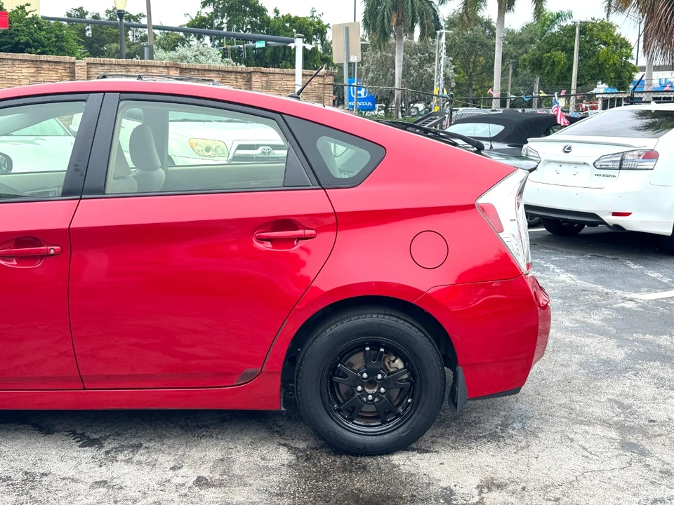 2012 Toyota Prius 3rd Gen - Image 20 of 21