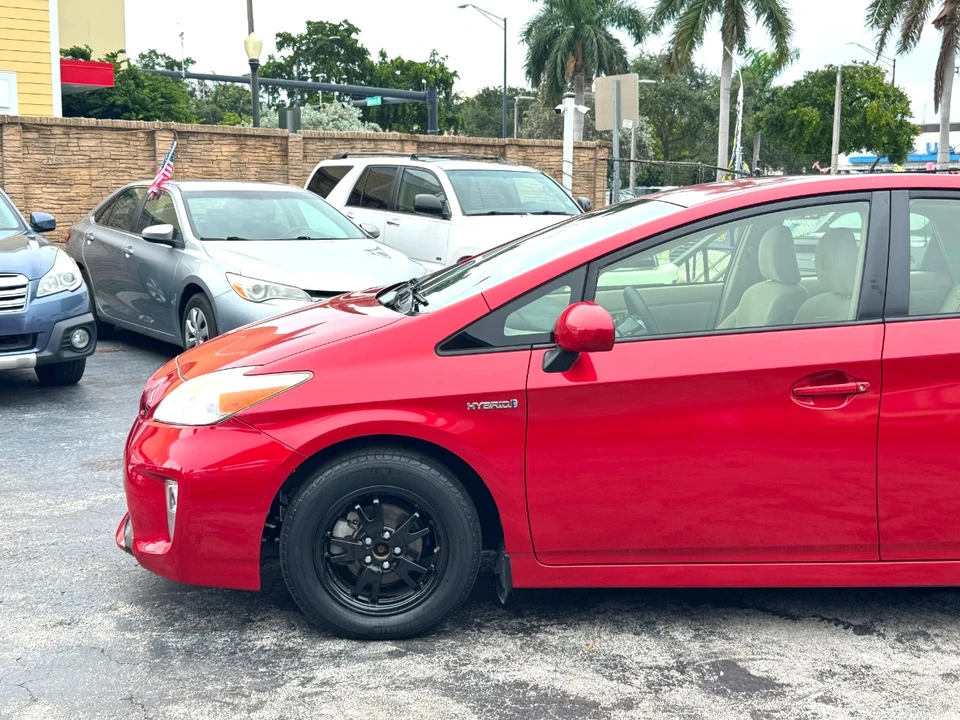 2012 Toyota Prius 3rd Gen - Image 19 of 21