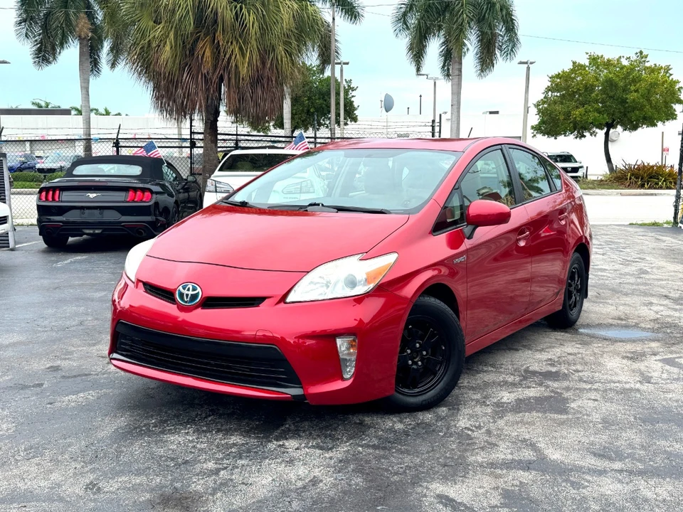2012 Toyota Prius 3rd Gen - Image 13 of 21