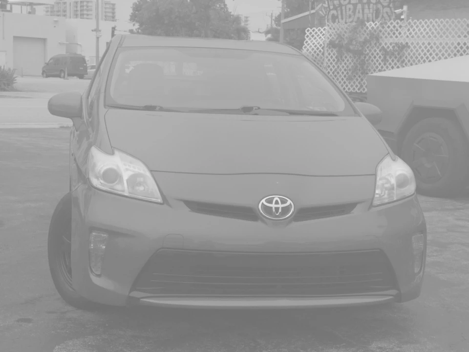 2012 Toyota Prius 3rd Gen - Image 7 of 21