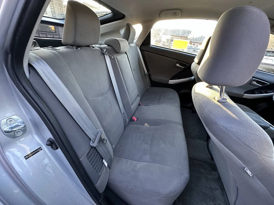 2012 Toyota Prius 3rd Gen - Image 18 of 21