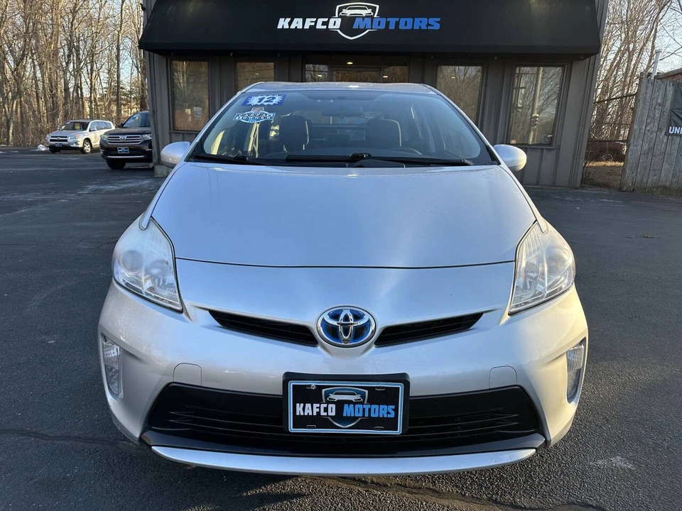 2012 Toyota Prius 3rd Gen - Image 2 of 21