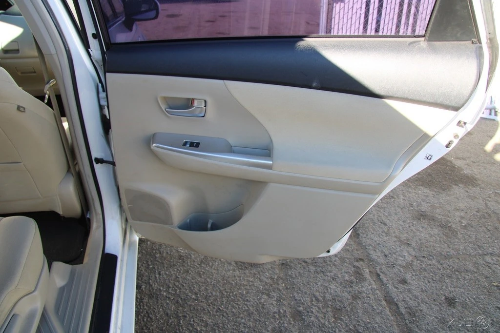 2012 Toyota Prius 3rd Gen - Image 21 of 21