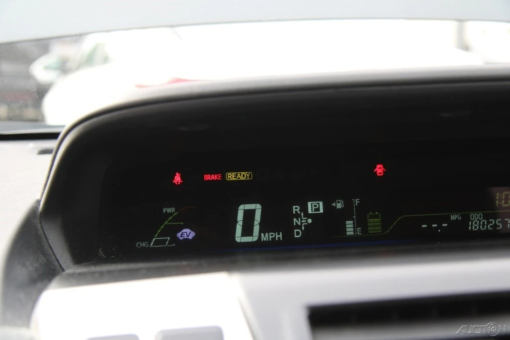 2012 Toyota Prius 3rd Gen - Image 14 of 21