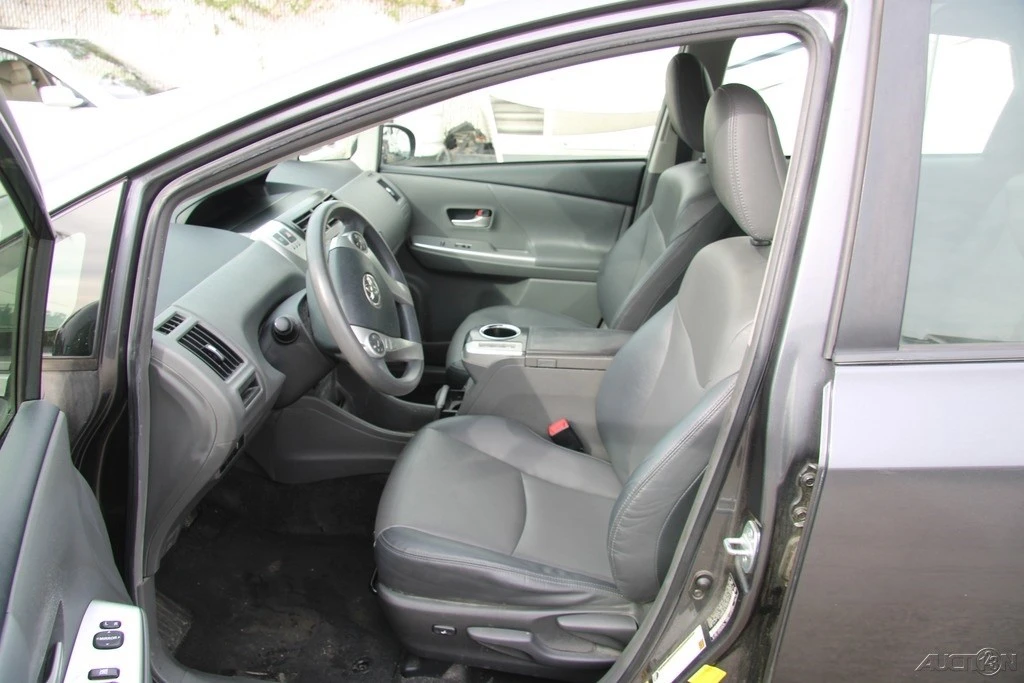 2012 Toyota Prius 3rd Gen - Image 12 of 21