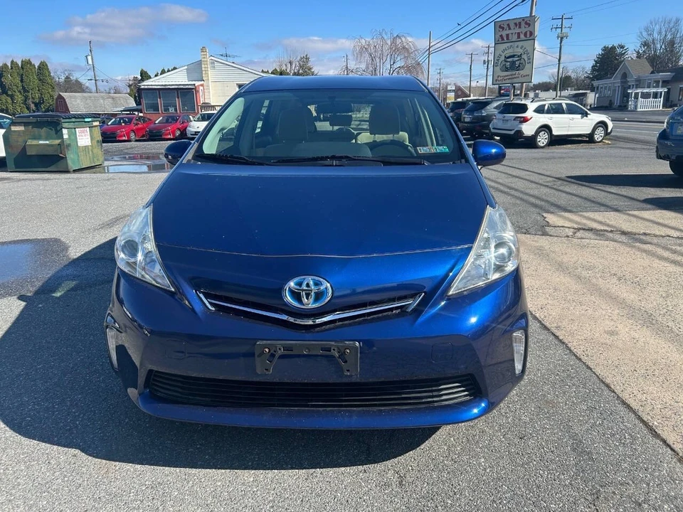 2012 Toyota Prius 3rd Gen - Image 2 of 21