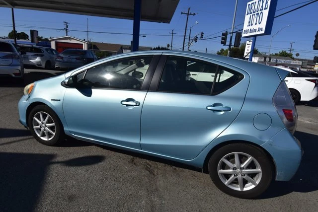 2012 Toyota Prius - Image 5 of 11