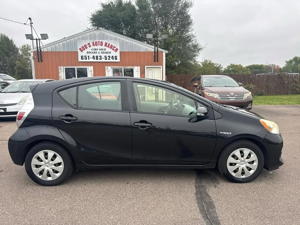 2012 Toyota Prius - Image 4 of 11