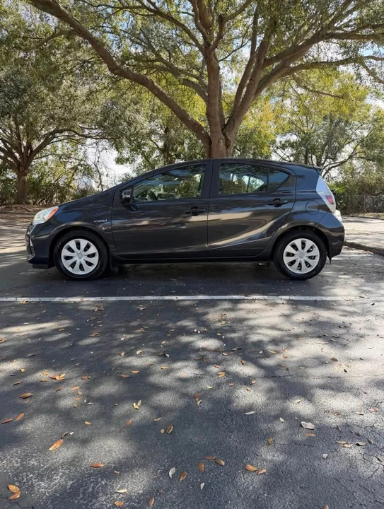 2012 Toyota Prius - Image 5 of 16