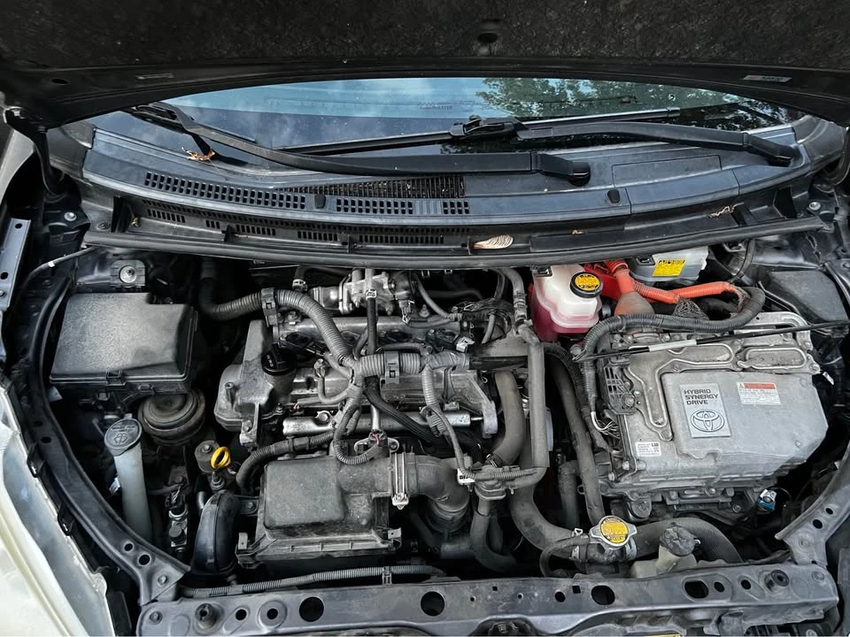 2012 Toyota Prius - Image 10 of 10