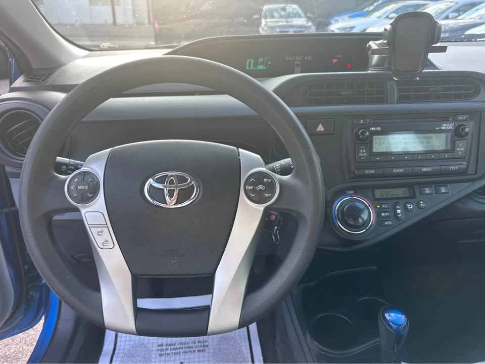2012 Toyota Prius - Image 16 of 20