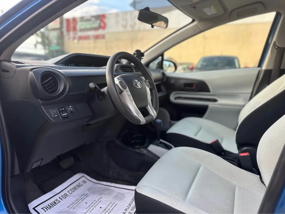 2012 Toyota Prius - Image 12 of 20