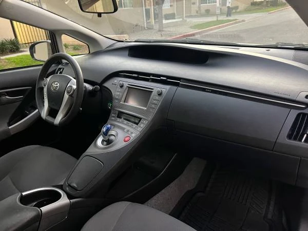 2012 Toyota Prius 3rd Gen - Image 21 of 21
