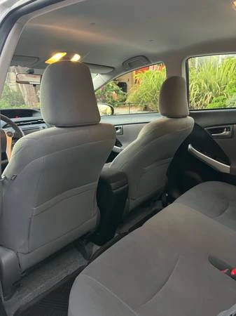 2012 Toyota Prius 3rd Gen - Image 14 of 21