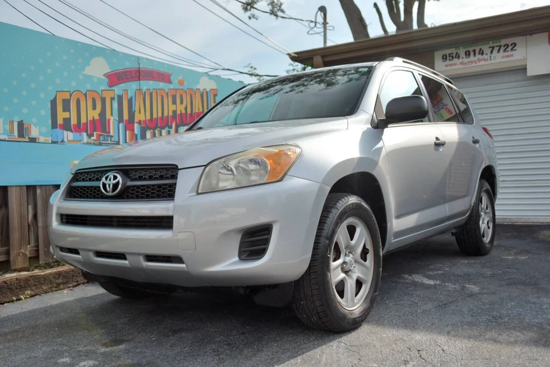2012 Toyota RAV4 3rd Gen - Image 4 of 12