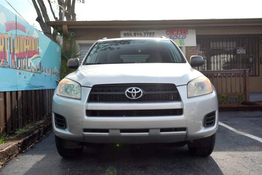 2012 Toyota RAV4 3rd Gen - Image 3 of 12