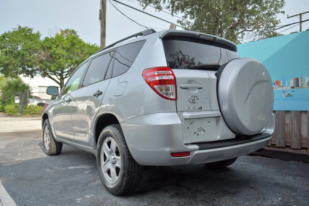 2012 Toyota RAV4 3rd Gen - Image 7 of 12