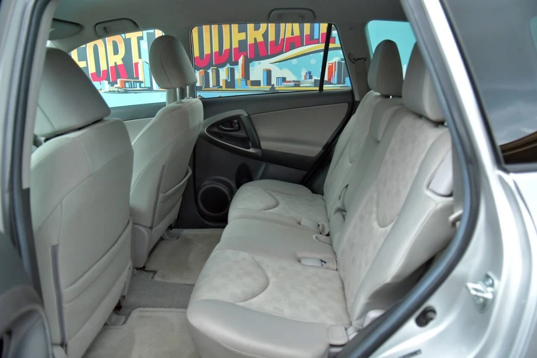 2012 Toyota RAV4 3rd Gen - Image 12 of 12