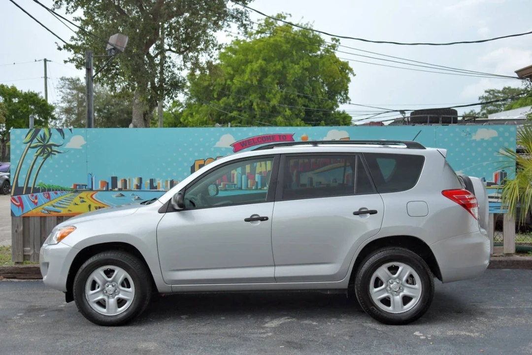 2012 Toyota RAV4 3rd Gen - Image 5 of 12