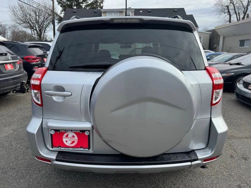 2012 Toyota RAV4 3rd Gen - Image 6 of 12