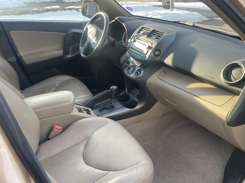 2012 Toyota RAV4 3rd Gen - Image 17 of 18