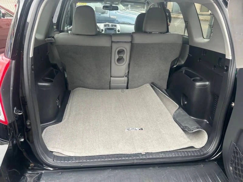 2012 Toyota RAV4 3rd Gen - Image 11 of 12
