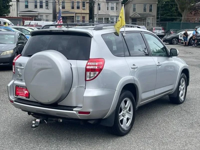 2012 Toyota RAV4 3rd Gen - Image 4 of 12