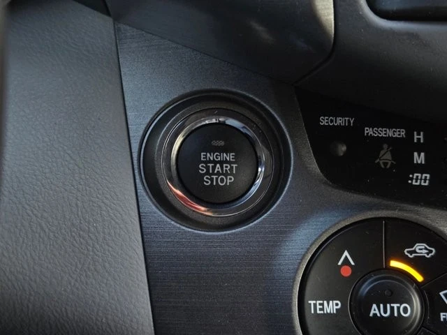 2012 Toyota RAV4 3rd Gen - Image 20 of 26